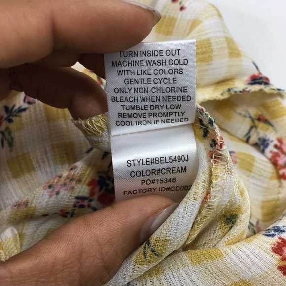 Parc & Lex | Yellow Shorts Romper Floral Gingham - Picture 5 of 7